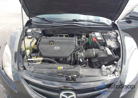 2010 Mazda Mazda6 I Sport z USA, uszkodzony, nr VIN 1YVHZ8BHXA5M25749